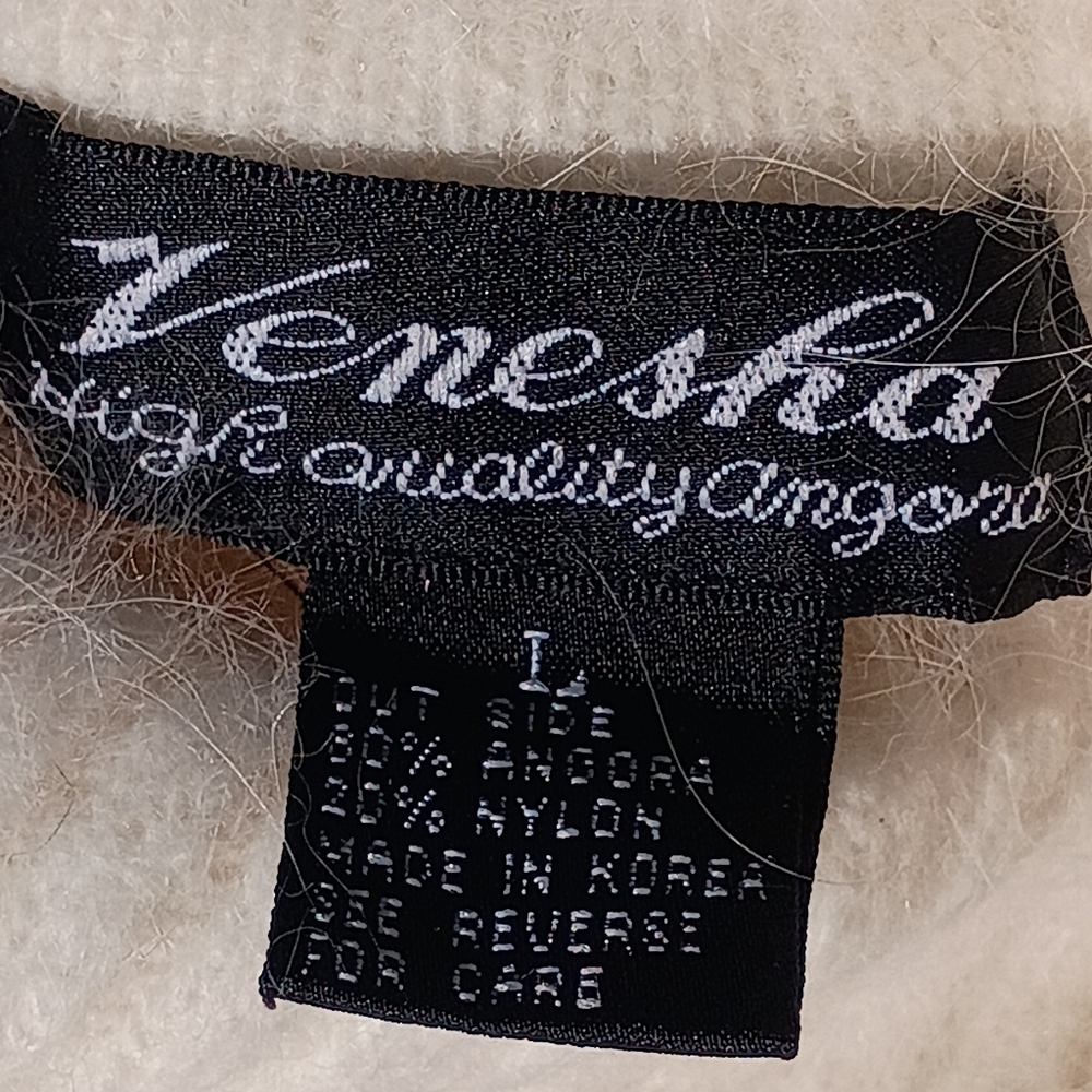 Venesha Vintage 80% Angora Rabbit Hair Fur Fuzzy Turtleneck Sweater Large ๐๐โจ - Picture 11 of 16